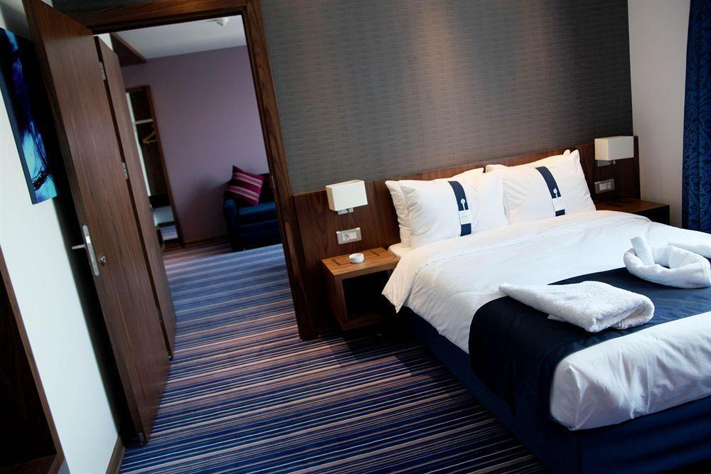 Holiday Inn Express Istanbul-Altunizade By Ihg Phòng bức ảnh