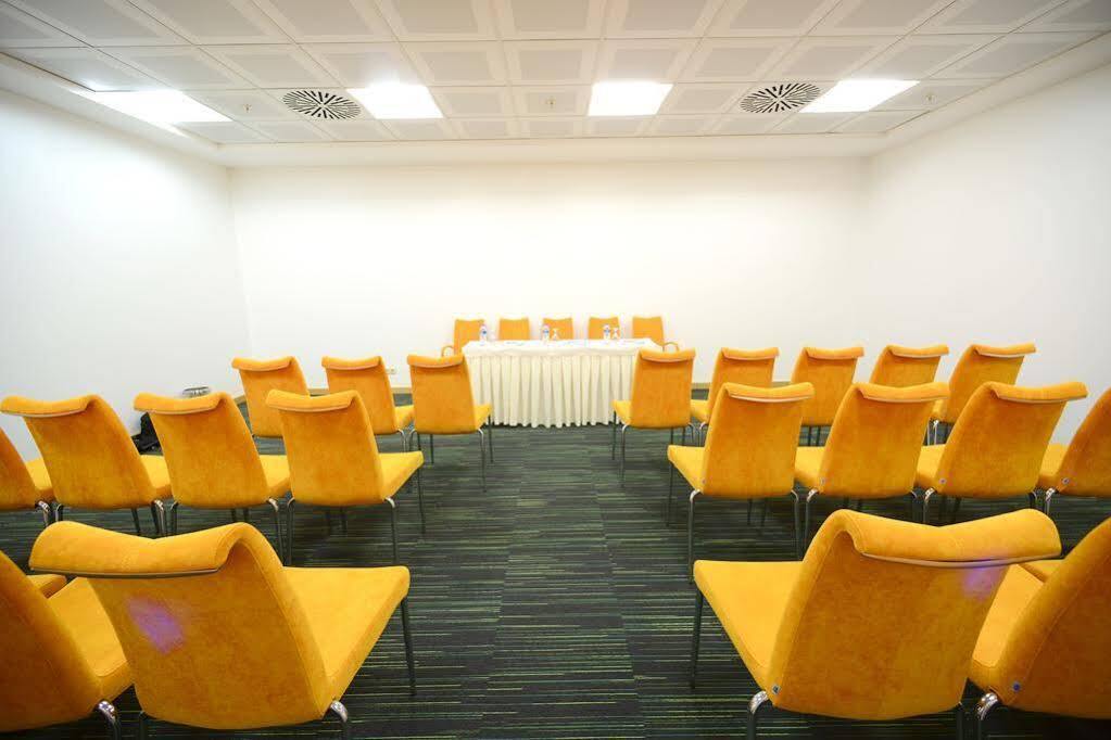 Holiday Inn Express Istanbul-Altunizade By Ihg Ngoại thất bức ảnh